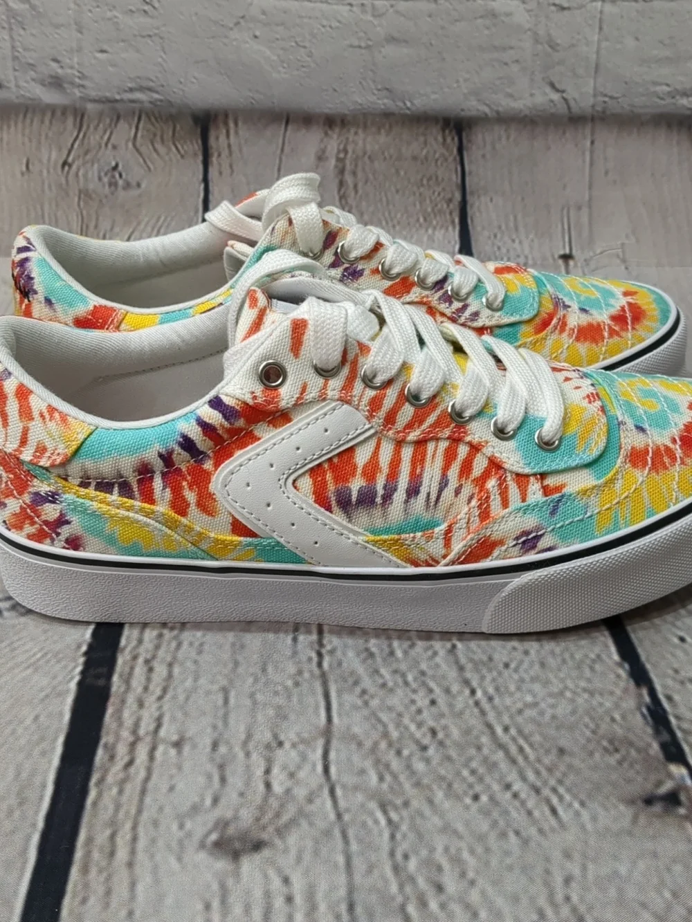 Airwalk Tie-Dye Low-Top Sneakers in Turquoise, Yellow & Red